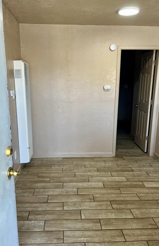 Albuquerque Apartment: 121 General Arnold St NE