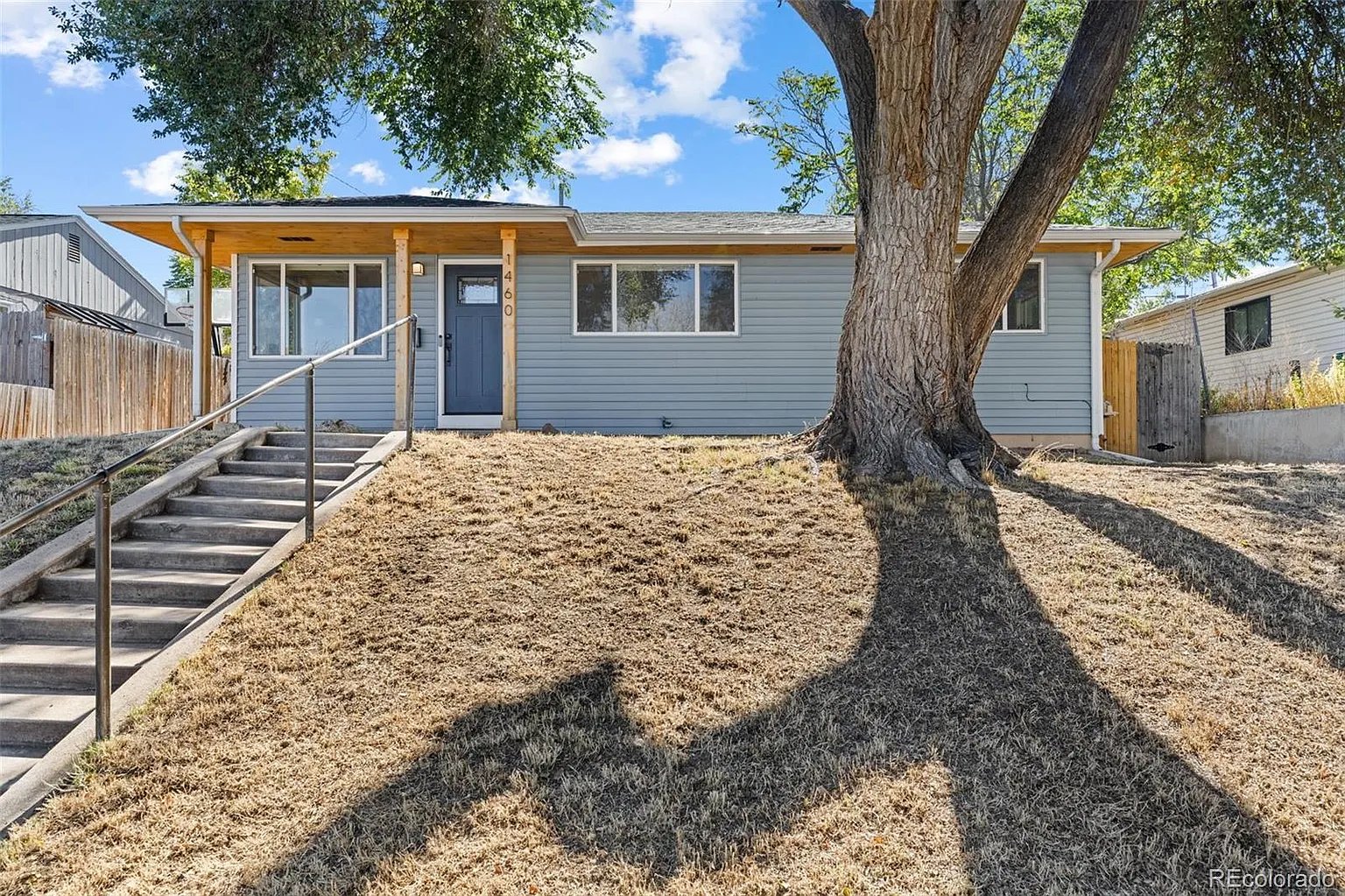 Denver House: 1460 W Alaska Pl