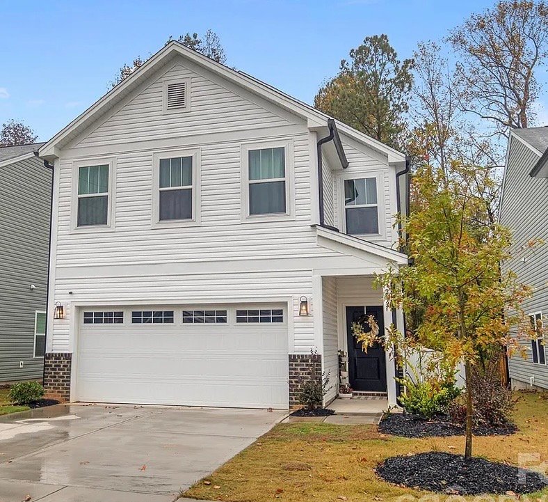 Charlotte House: 242 Lacewing Dr