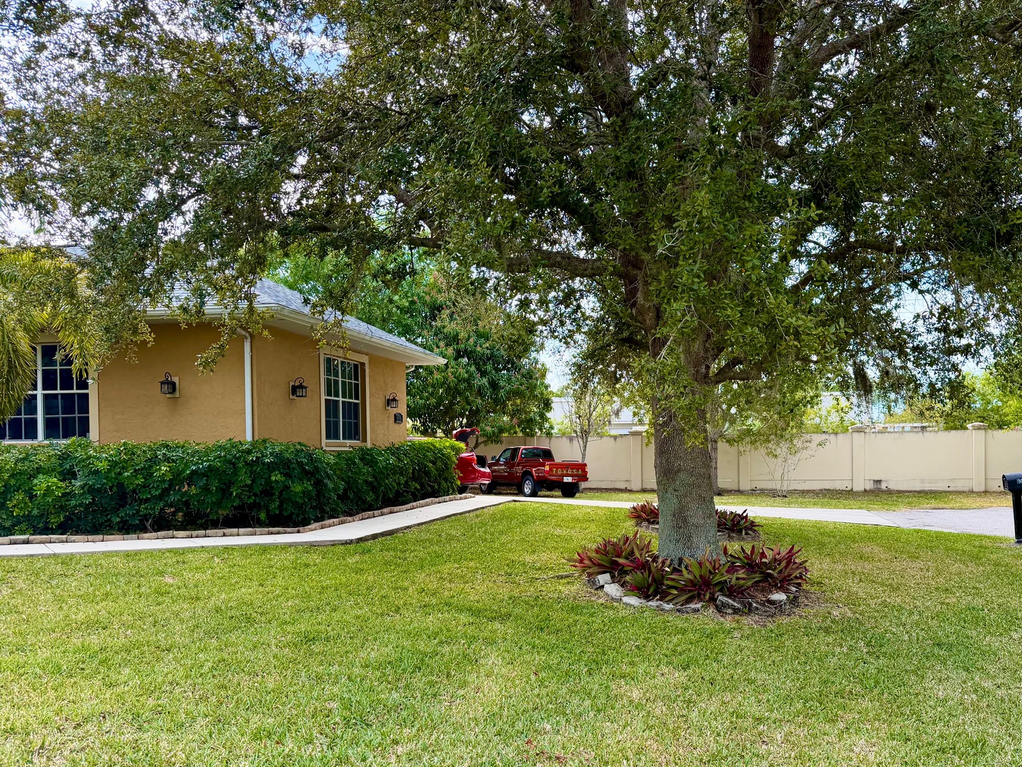 Fort Myers House: 6516 Hartland St