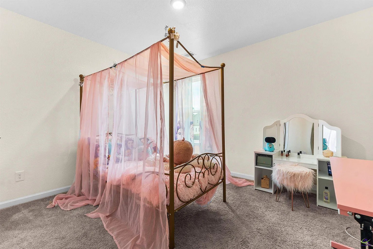 Macon Single Room: 3335 Bridgewood Dr.