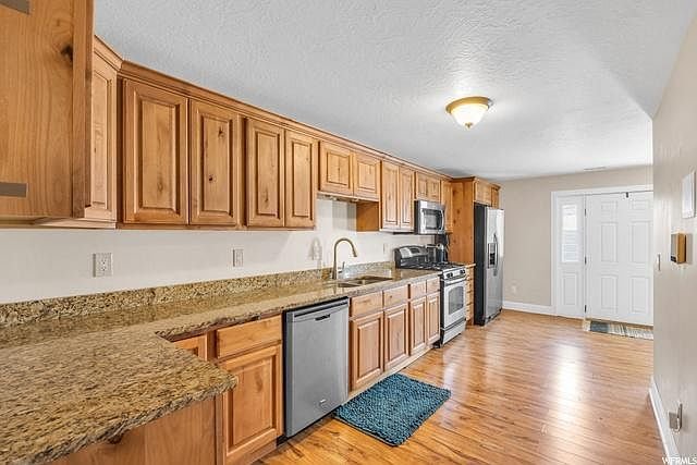 Lehi House: 225 E Hansen Rdg
