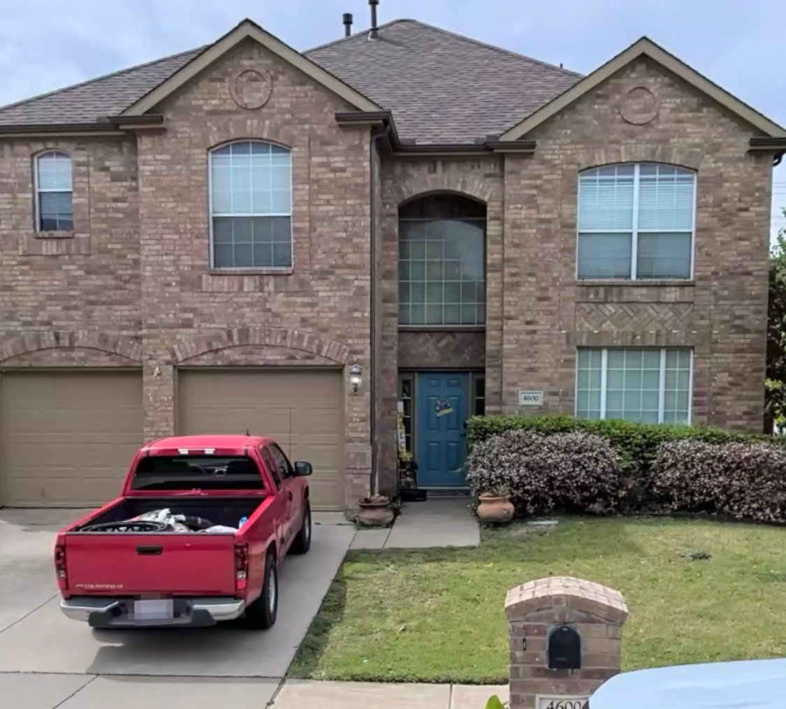 Keller House: 4600 Matthew Dr