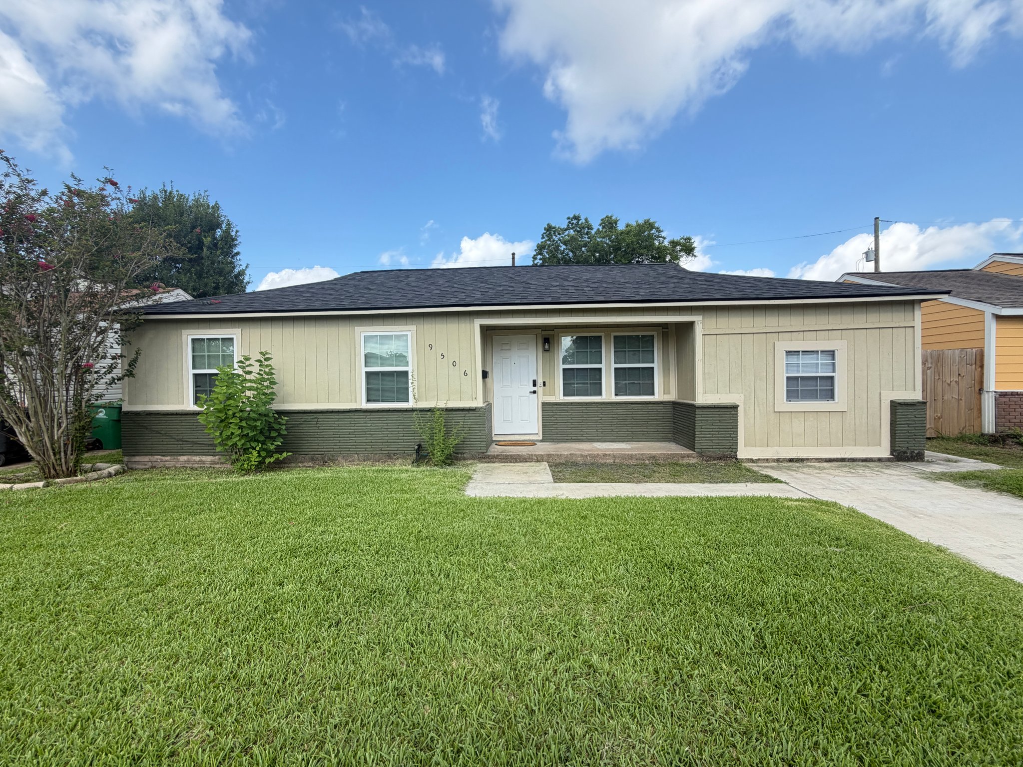 Houston Other: 9506 Sierra Dr