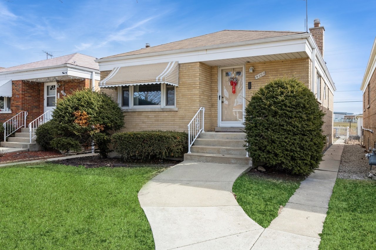 Cicero House: 3407 S 53rd Ct