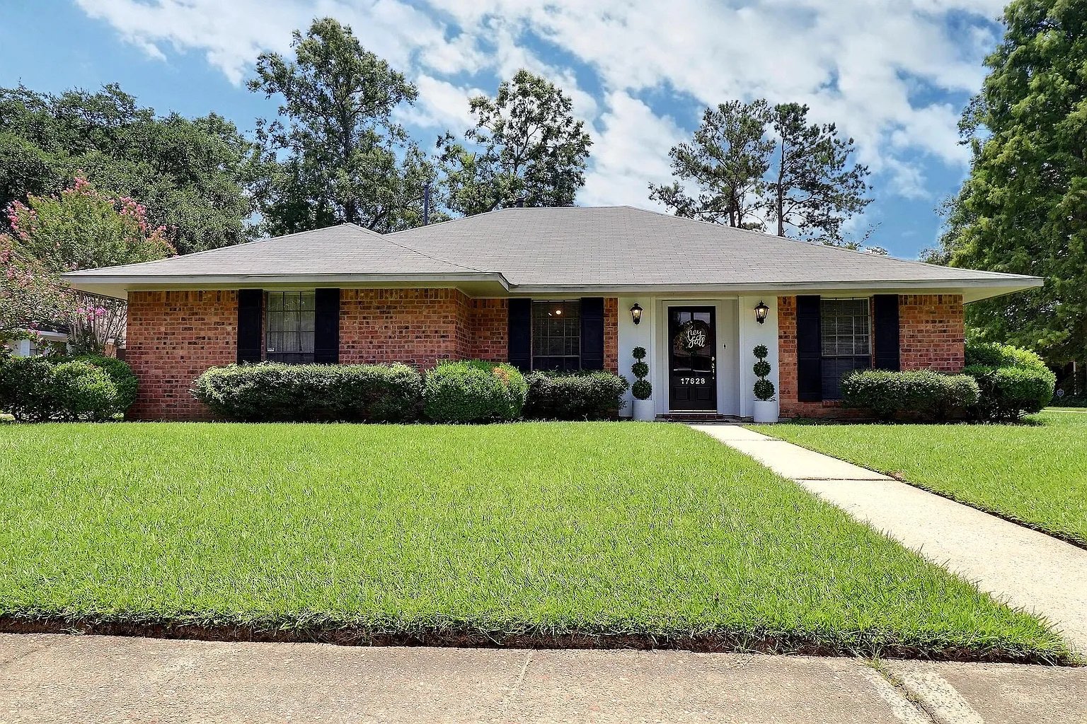 Baton Rouge House: 17628 Chadsford Ave