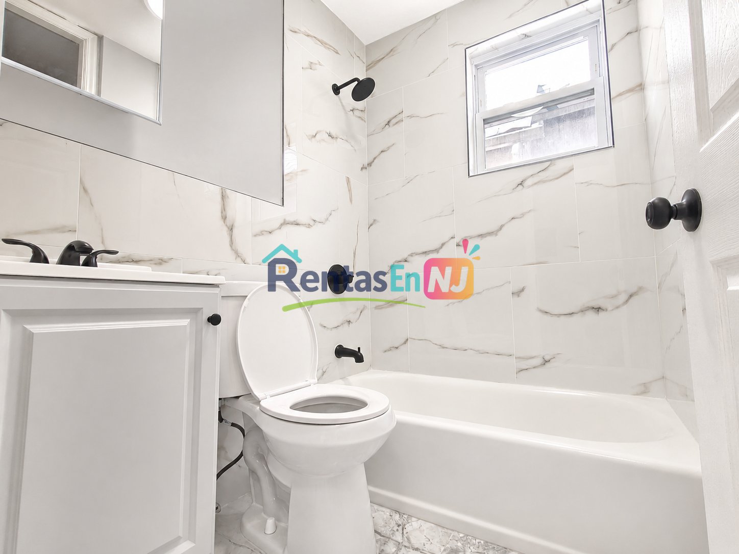 Newark Condo: 50 Halsted St