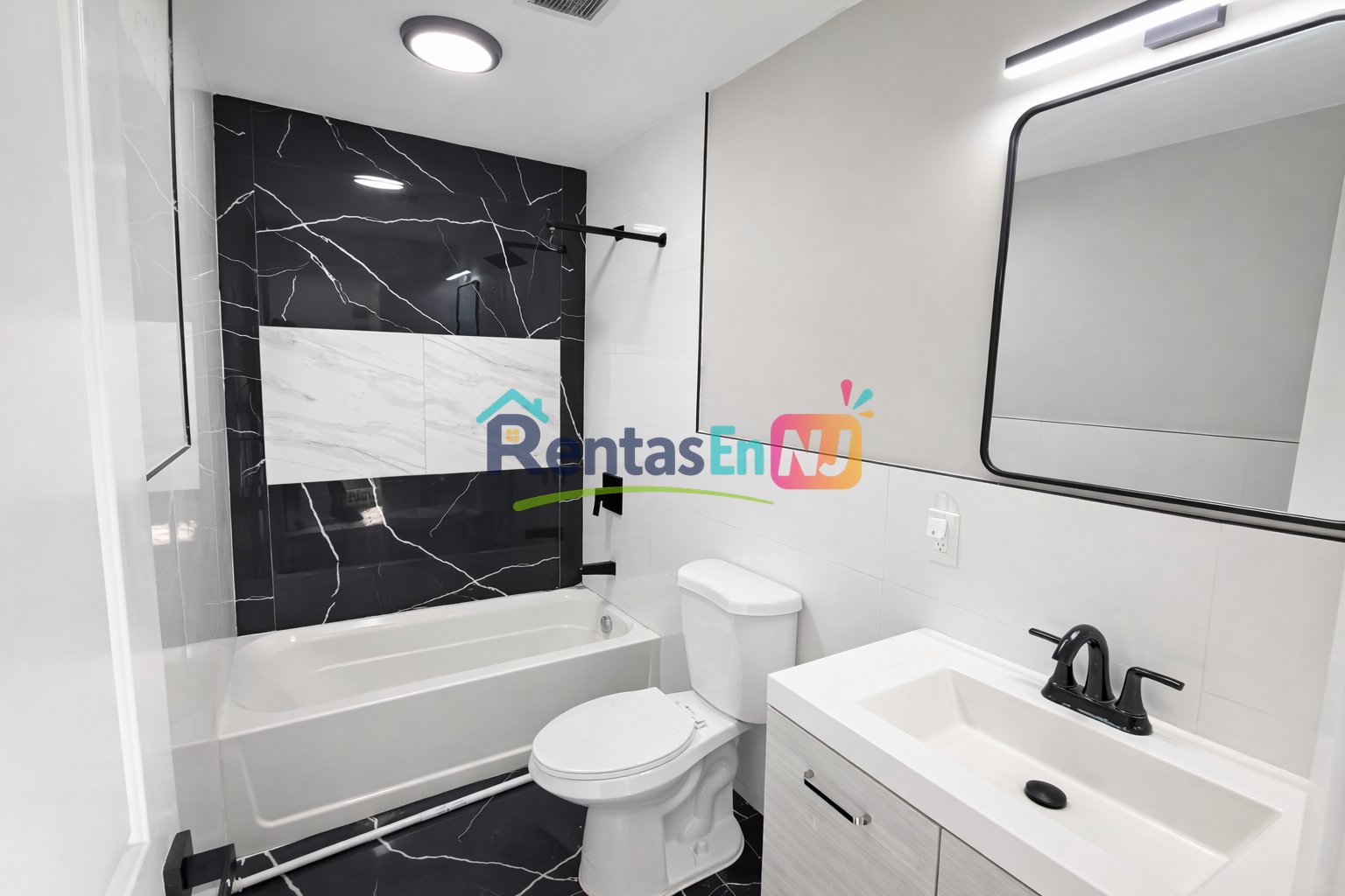 Newark Condo: 494 S 18th St