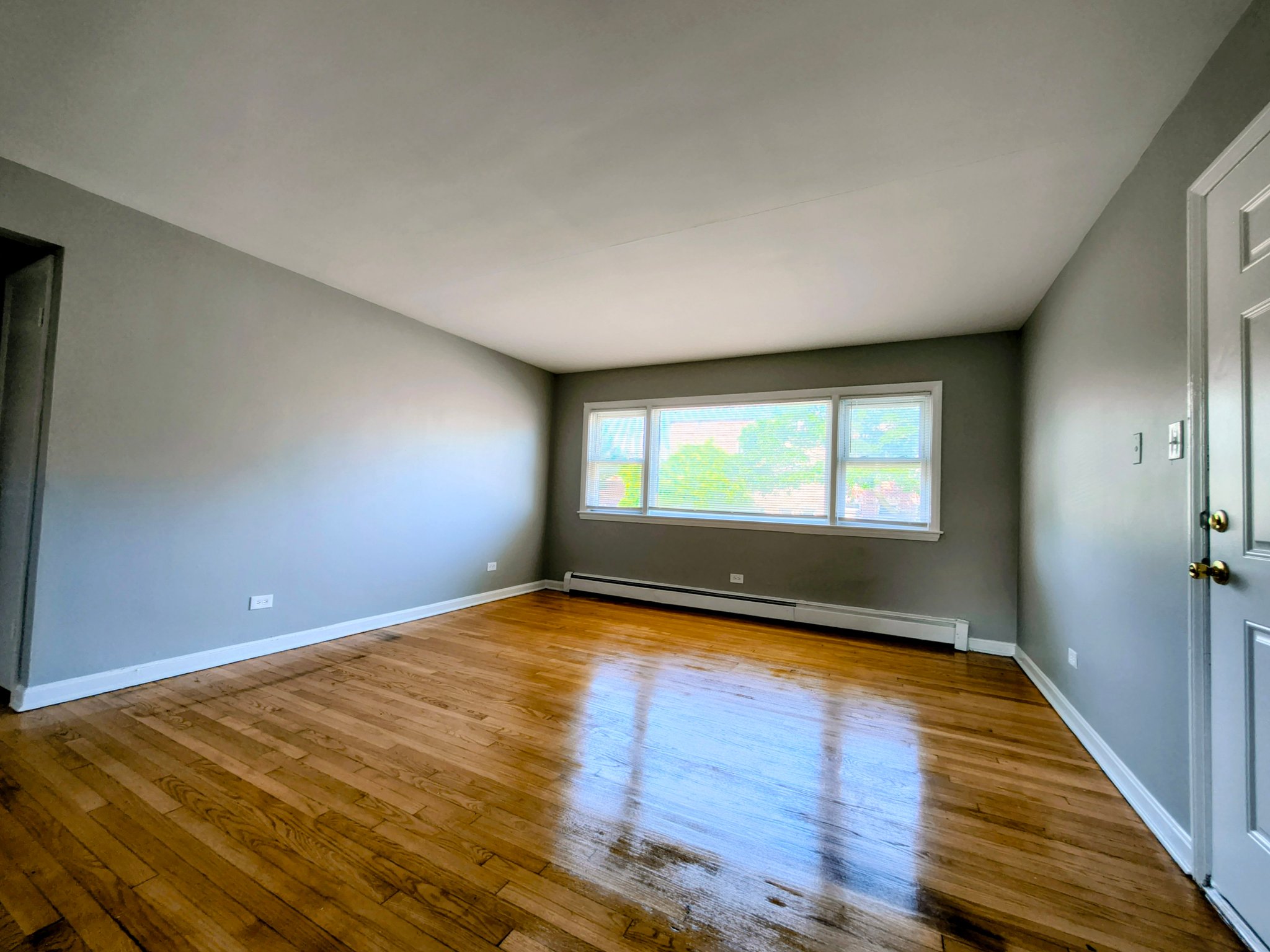 Cicero Apartment: 1601 S 58th Ave