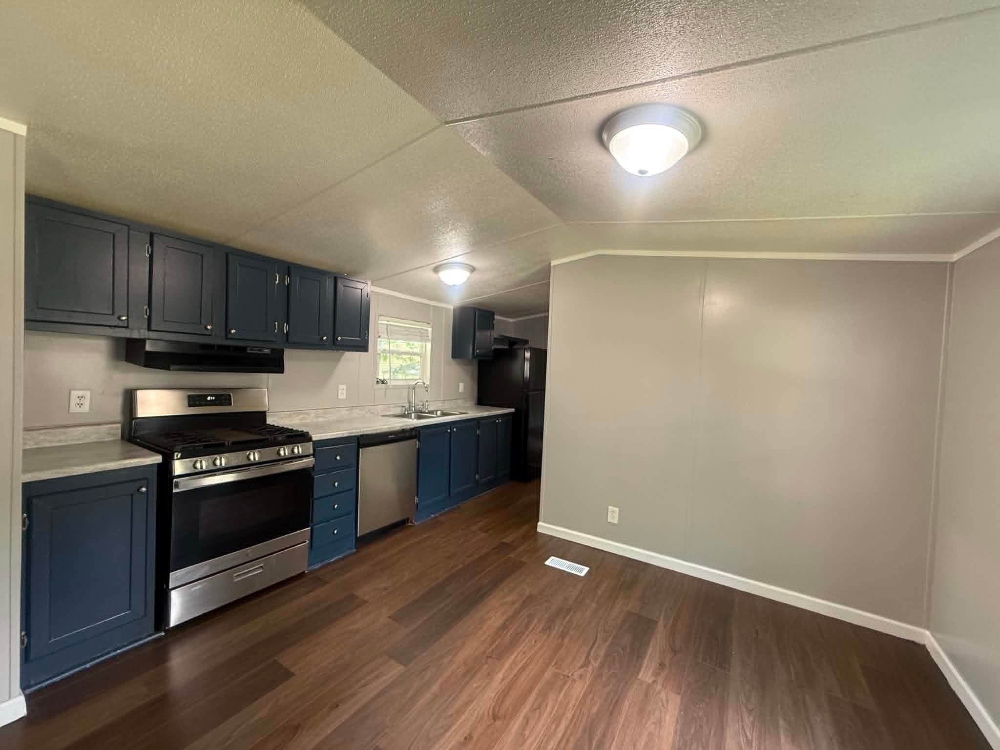 Springfield House: 1236 n oaklane rd