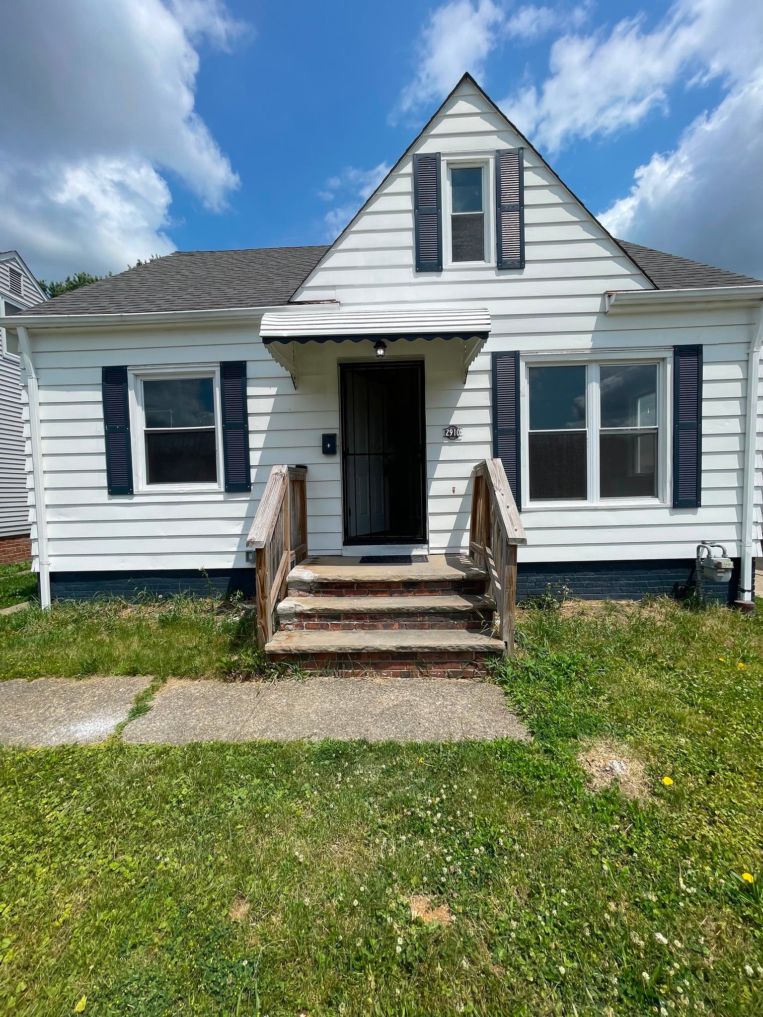 Parma House: 2910 Brookdale Ave