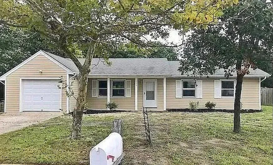 Barnegat House: 135 bayshore