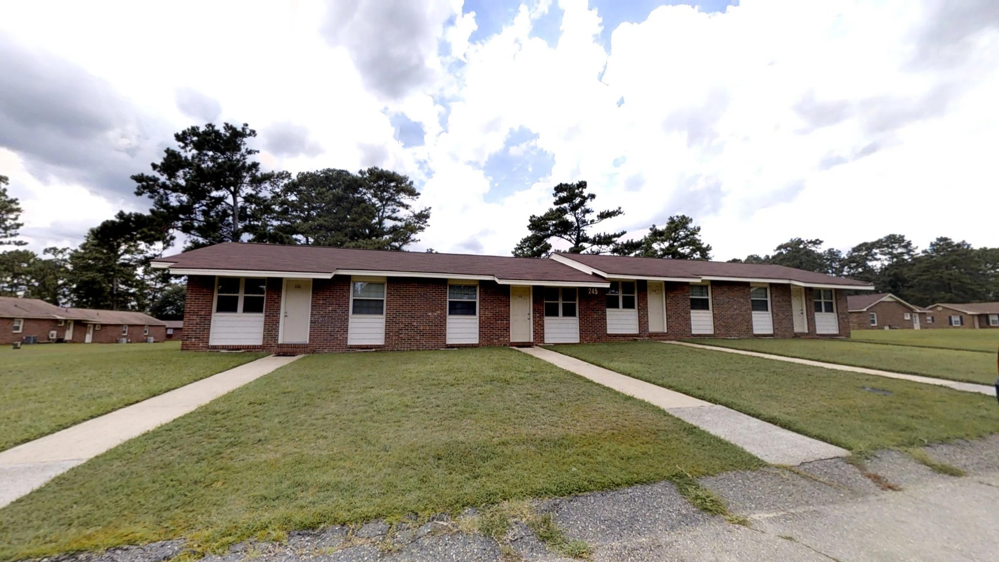 Fayetteville Multiplex: 362 Crabapple Circle