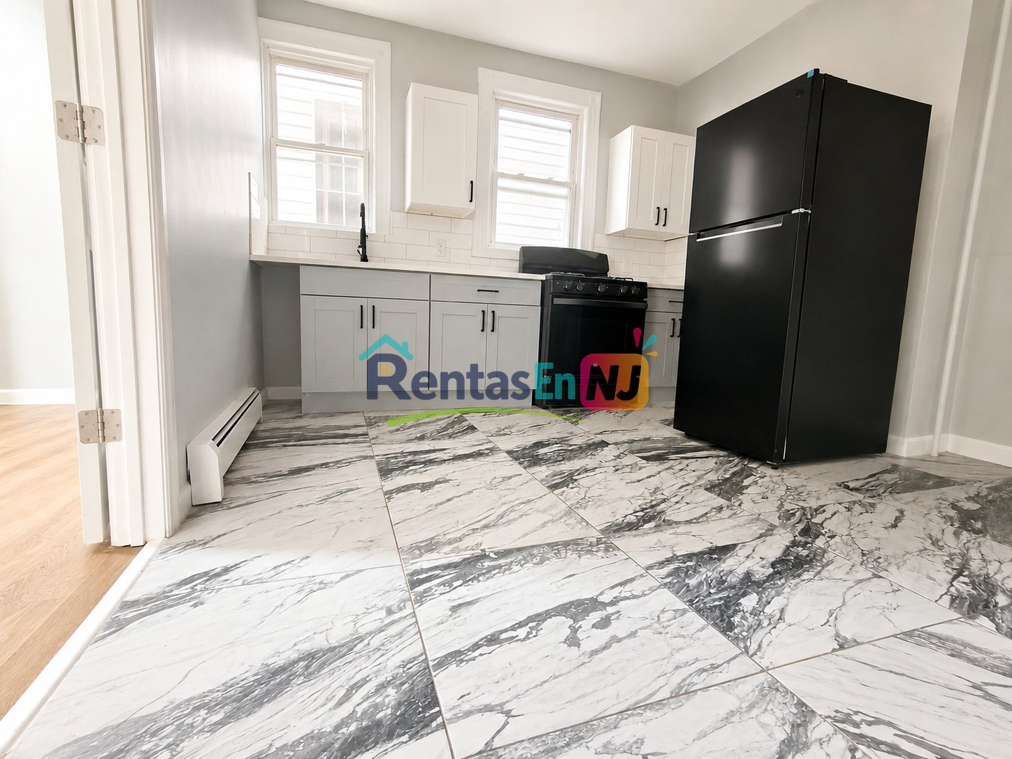 Newark Condo: 65 Hudson St