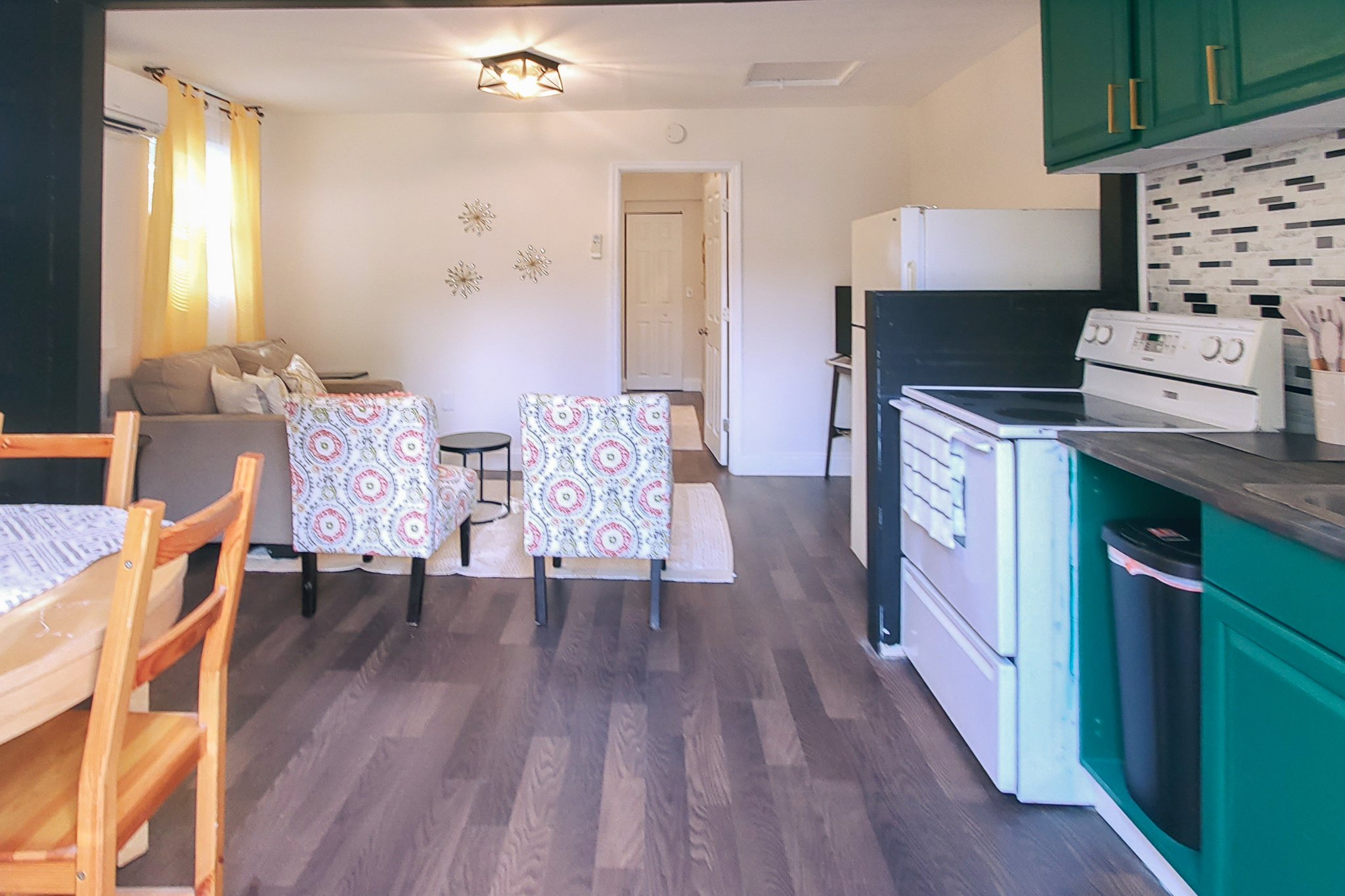 Seffner Multiplex: 1404 Park Street