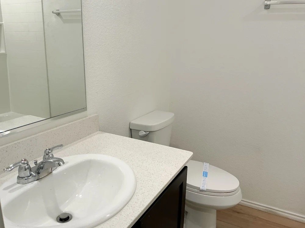 Dallas House: 10527 Sewell Cir