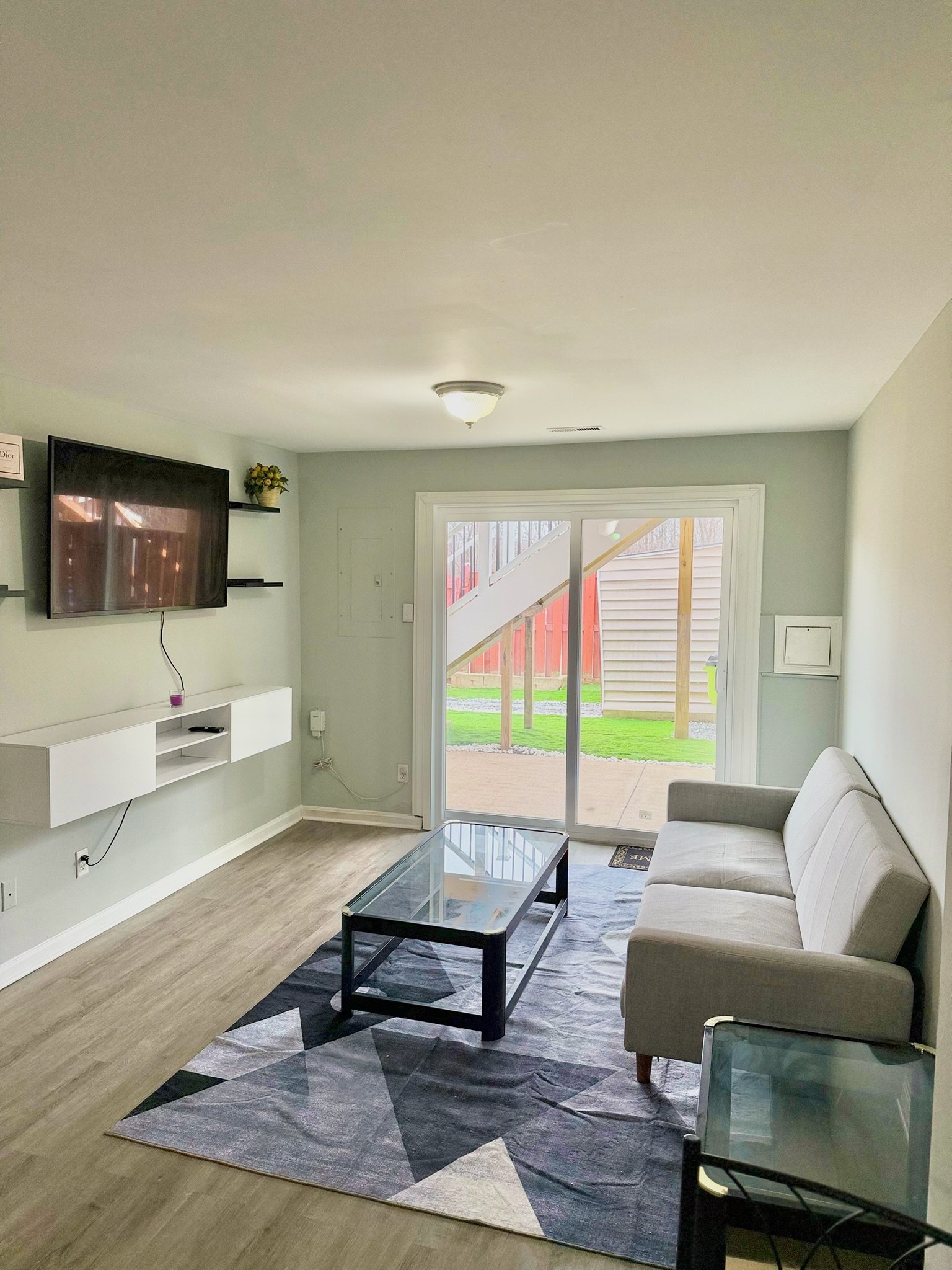 Dumfries Apartment: 2004 fort Pemberton Court