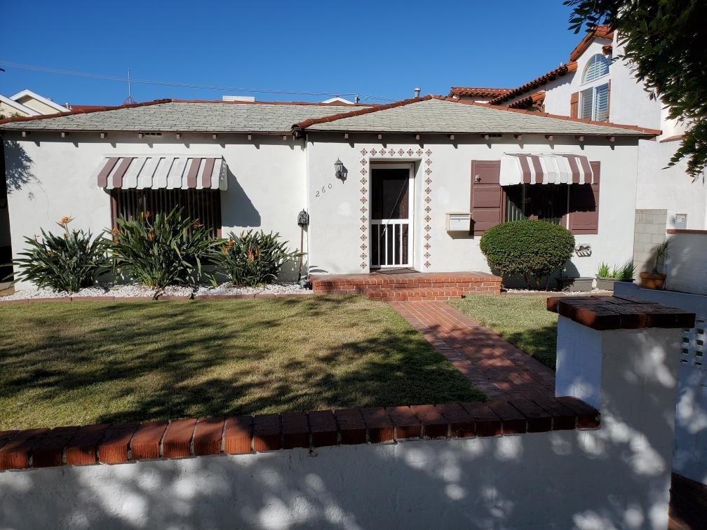 Coronado House: 260 C Avenue