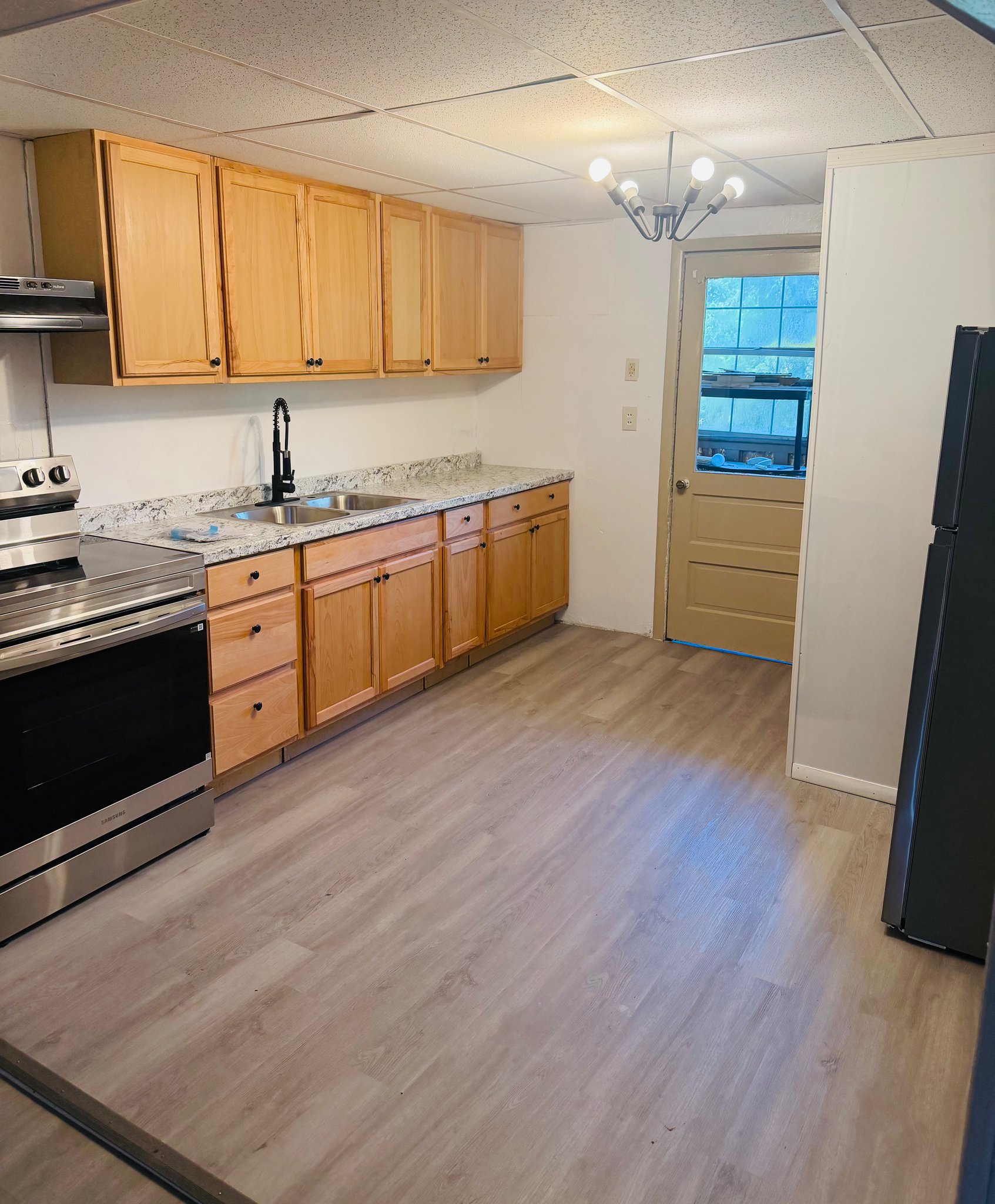 Minersville House: 444 Lewis St