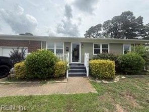 Portsmouth House: 1609 Cavalier Blvd