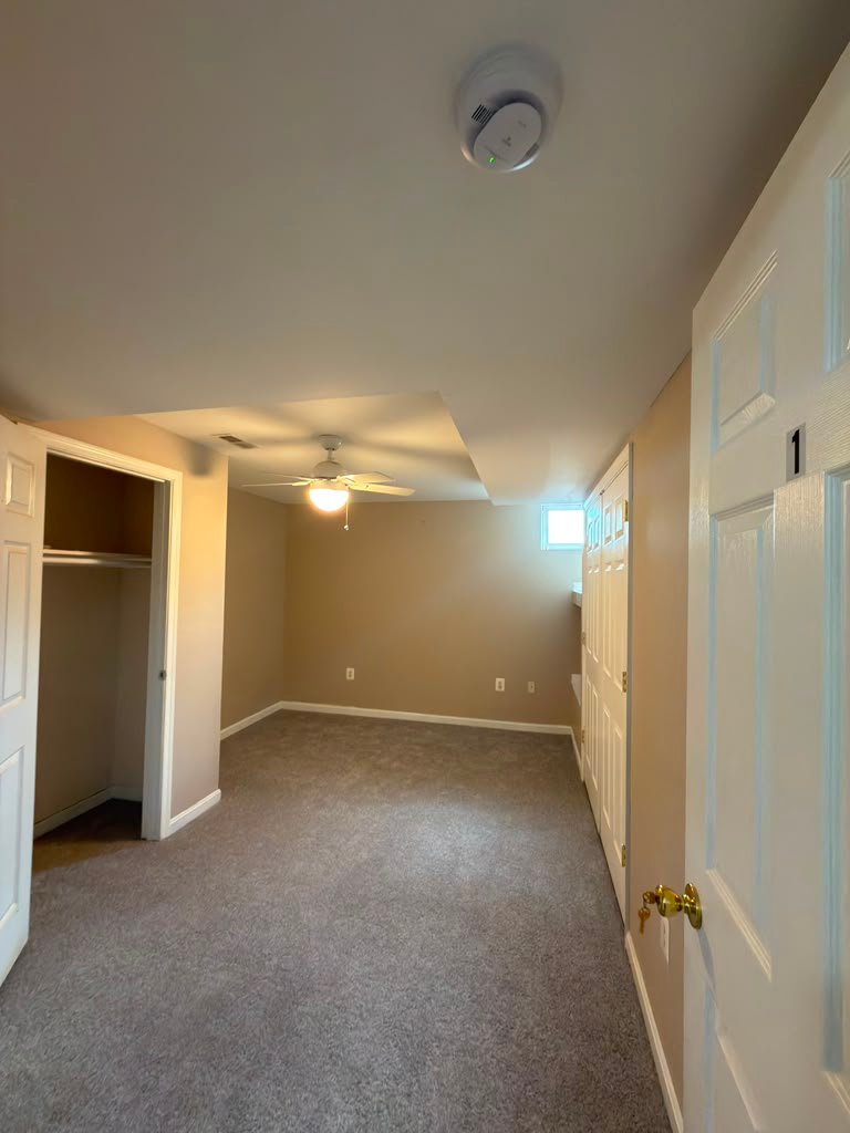 Waldorf Single Room: 12045 Bamburgh Ct