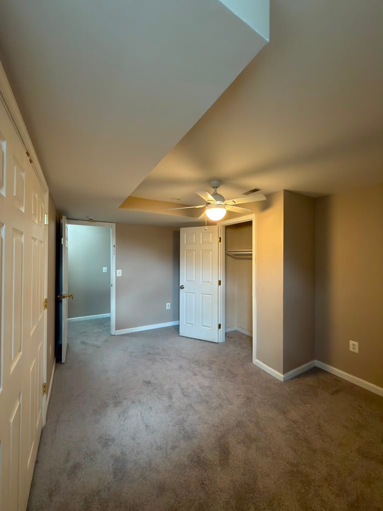 Waldorf Single Room: 12045 Bamburgh Ct
