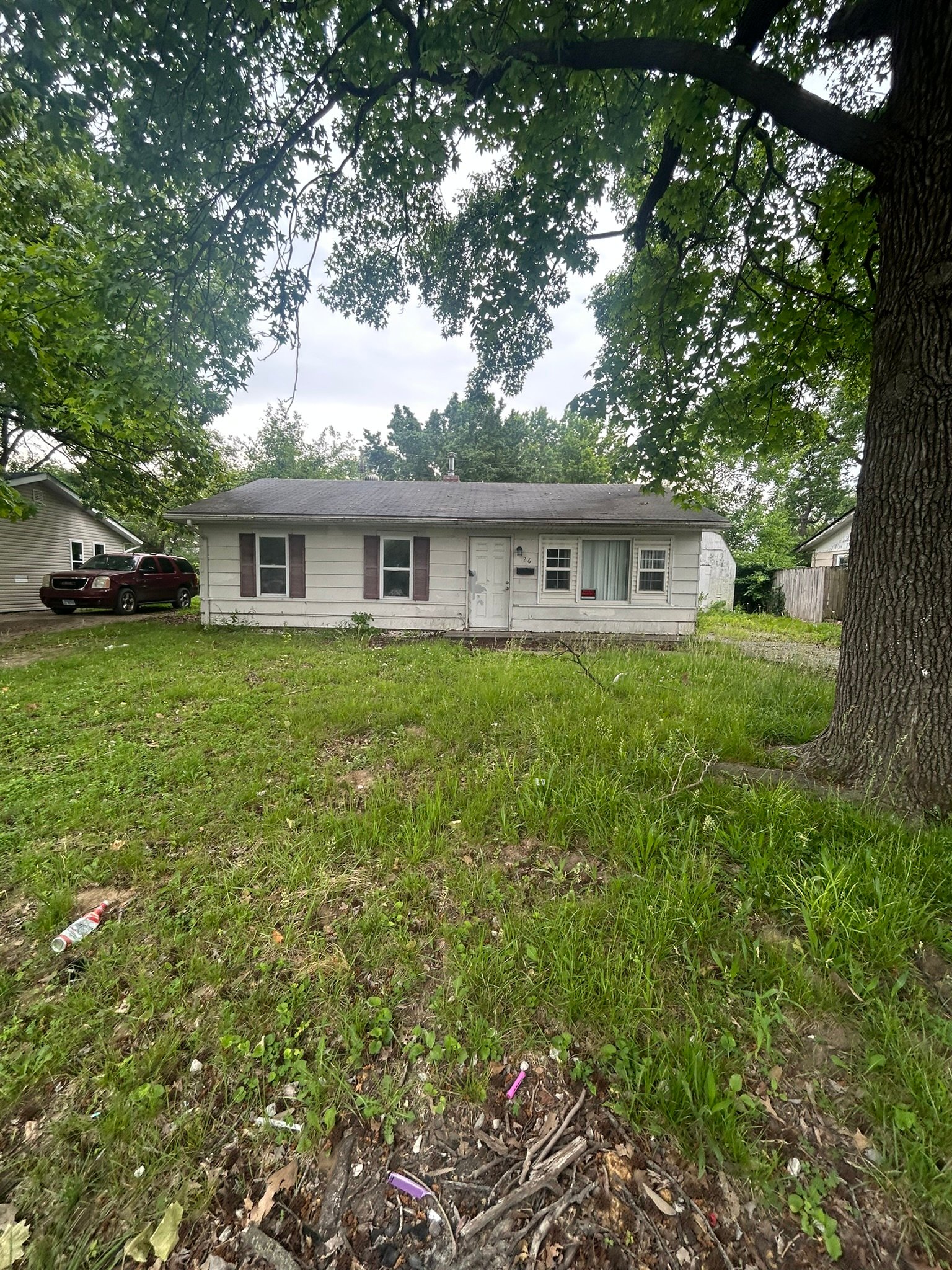 Sauget House: 26 Leonard Dr