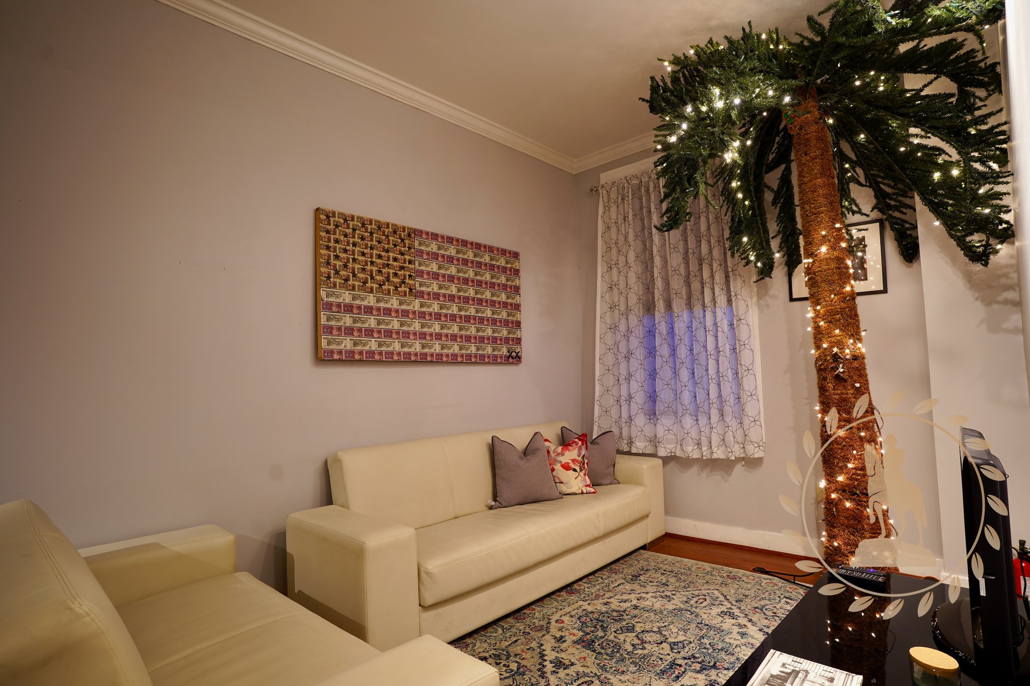 Baltimore Condo: 1 E Chase Street