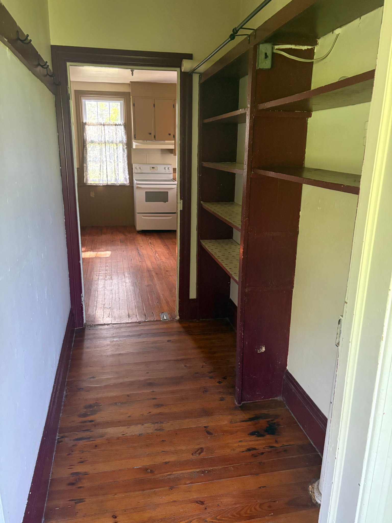 Millerstown House: 403 Old Ferry Rd