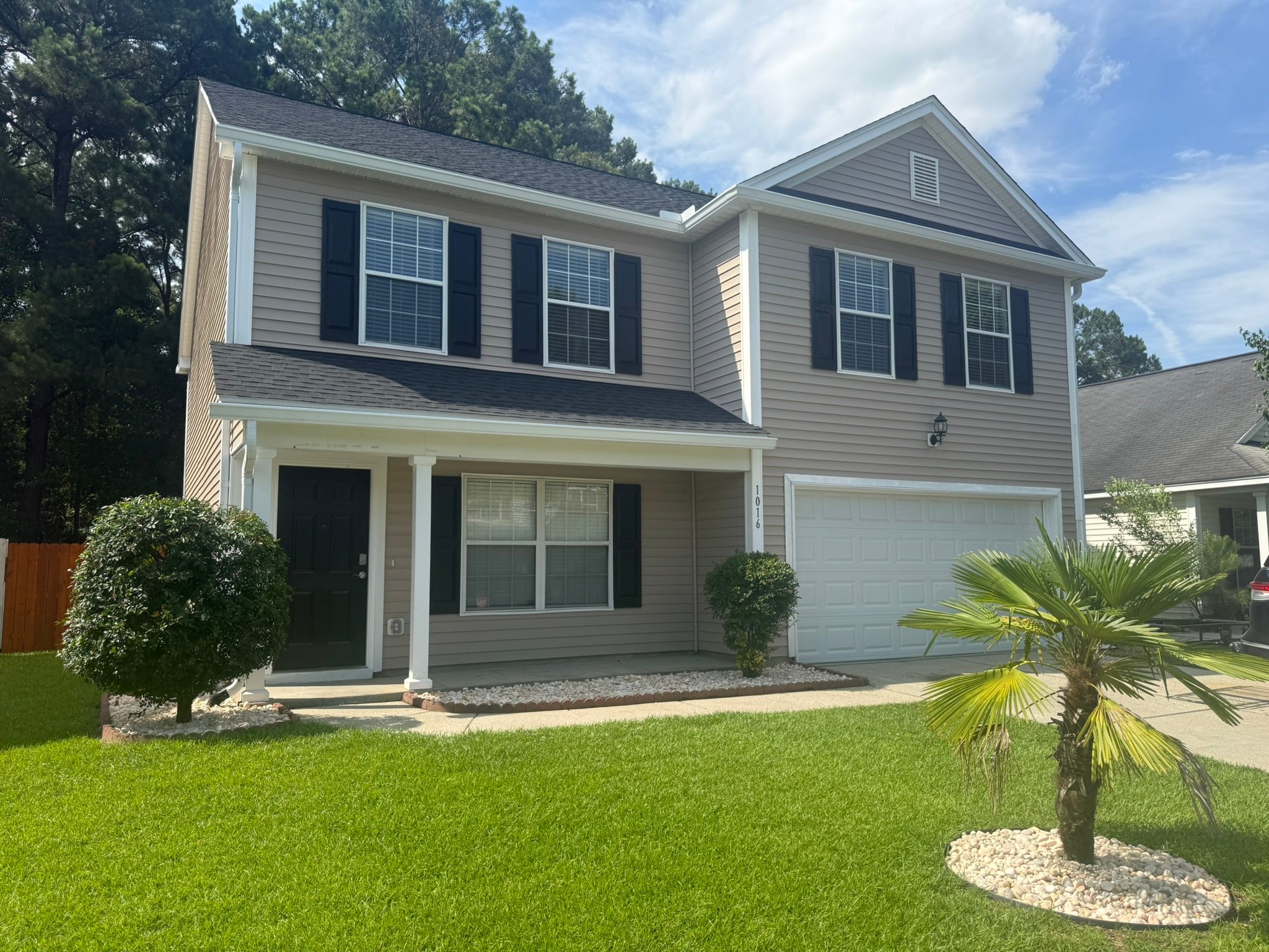 Goose Creek House: 1016 Deerberry Rd