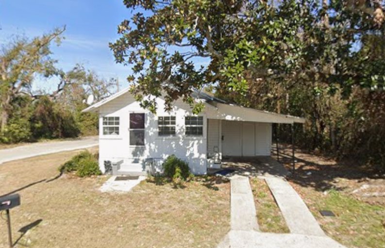 Madison House: 134 SW Miller St