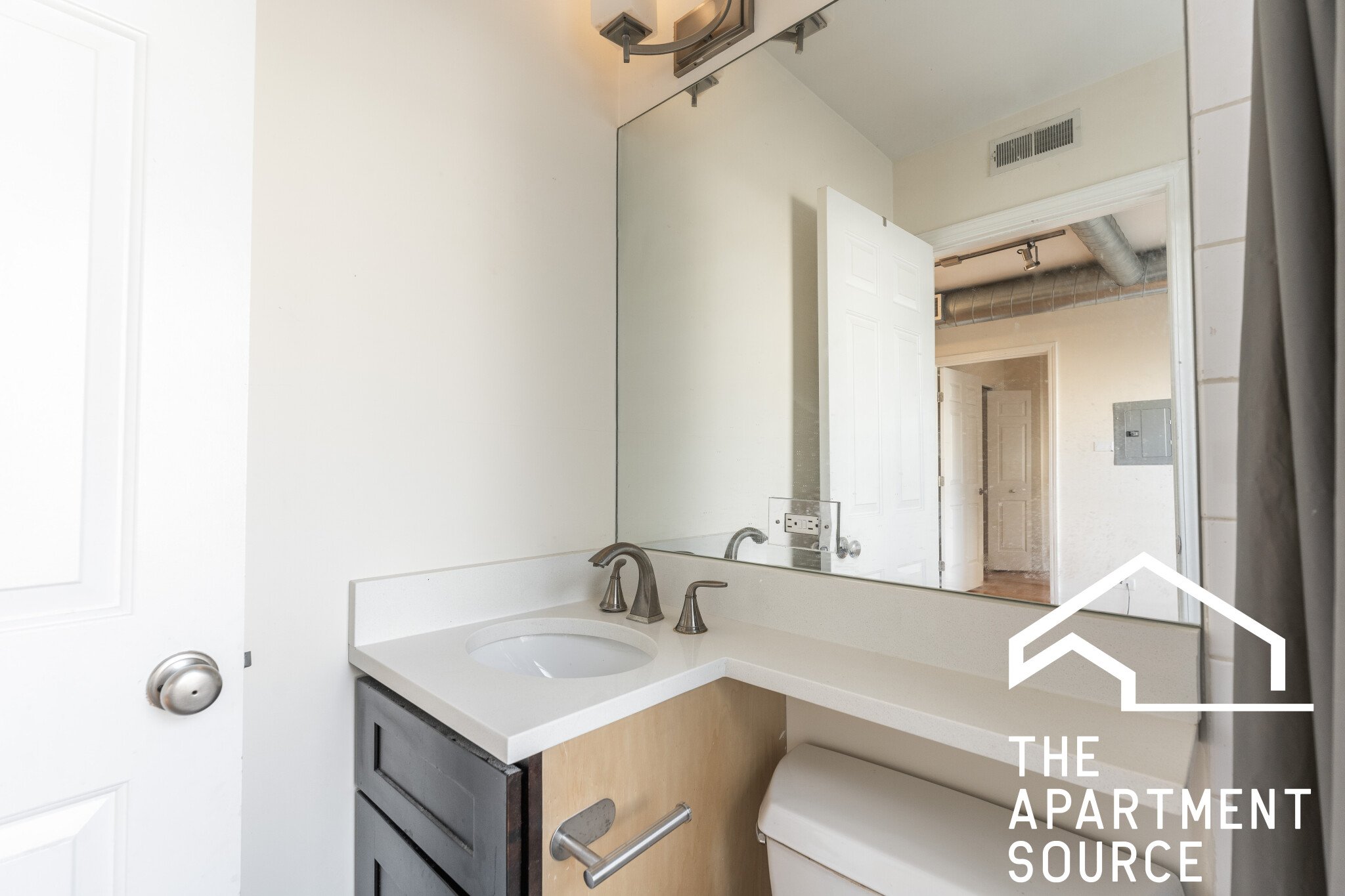 Chicago Apartment: 2520 West Leland Ave., #A5, Chicago, IL 60625