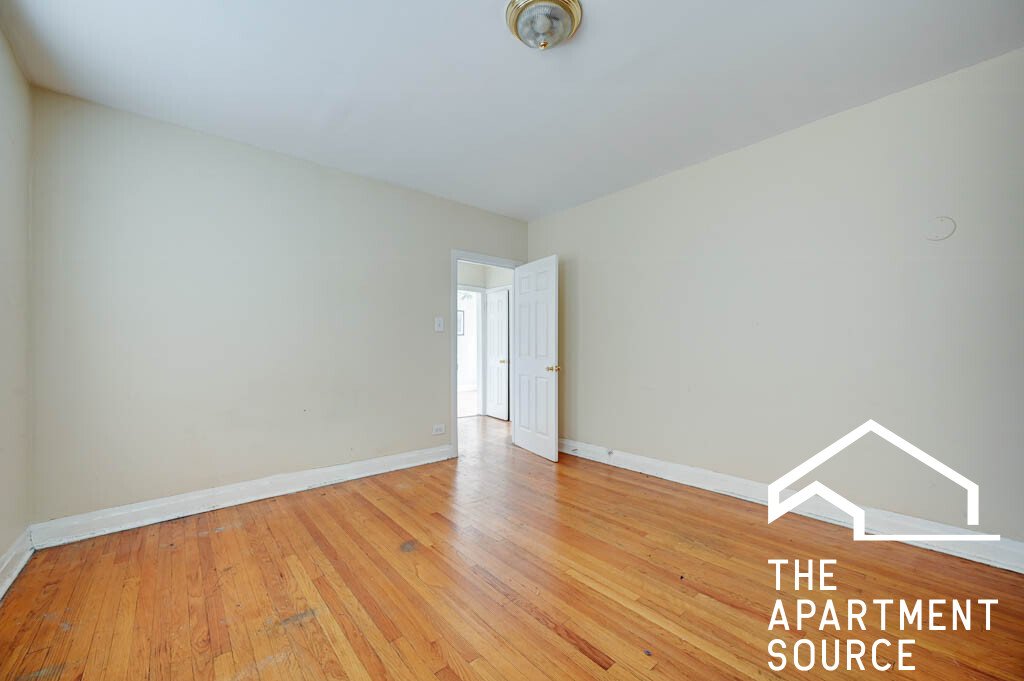Chicago Apartment: 4409 North Kenneth Ave., #2A, Chicago, IL 60630