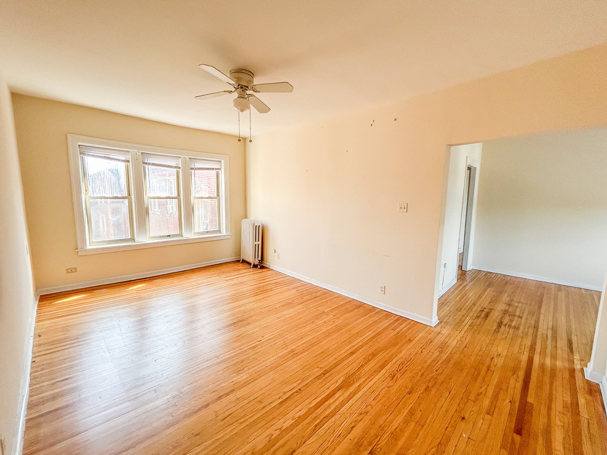 Chicago Apartment: 1551 North Shore Ave.