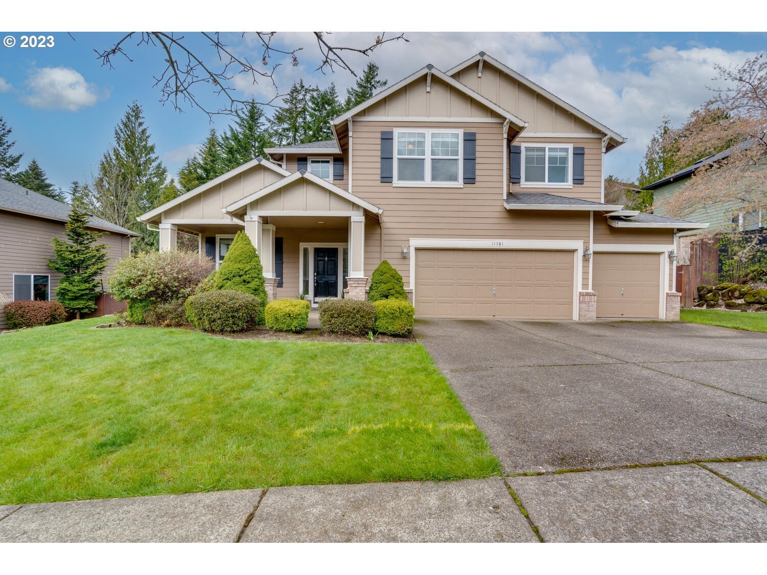 Happy Valley House: 11381 SE Bethany Dr