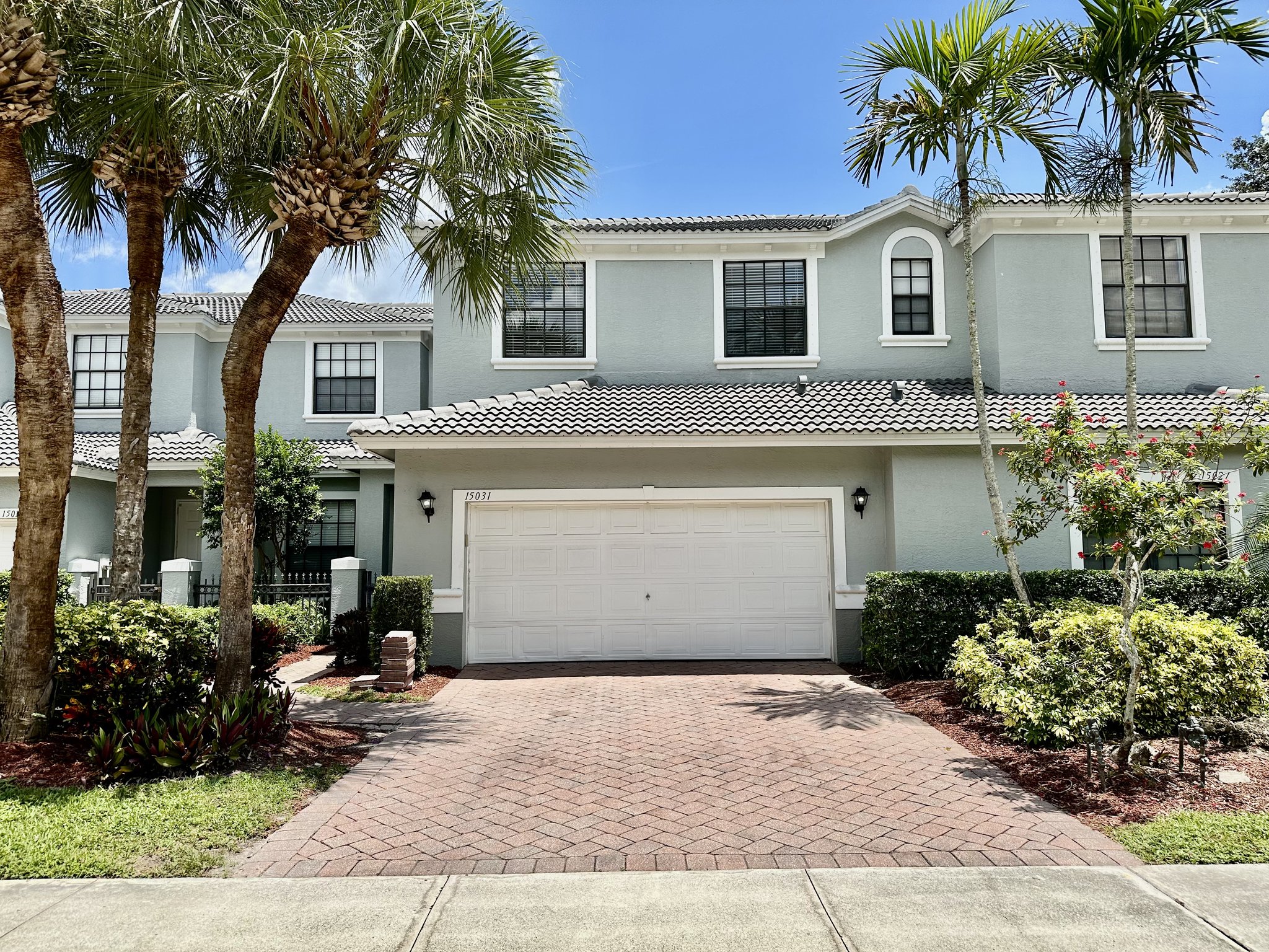 NAPLES House: 15031 SUMMIT PLACE CIR