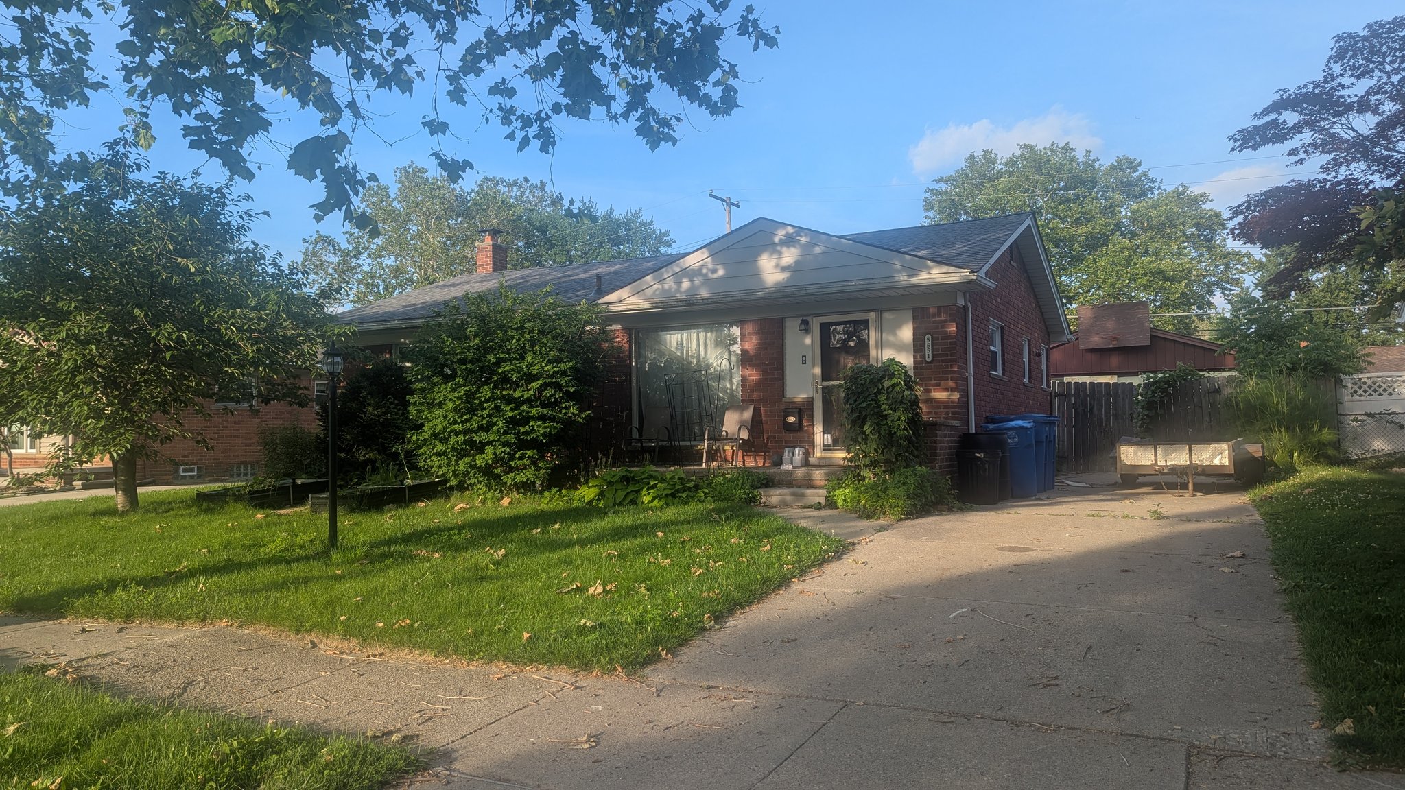 Dearborn Heights House: 5551 Cranbrook drive