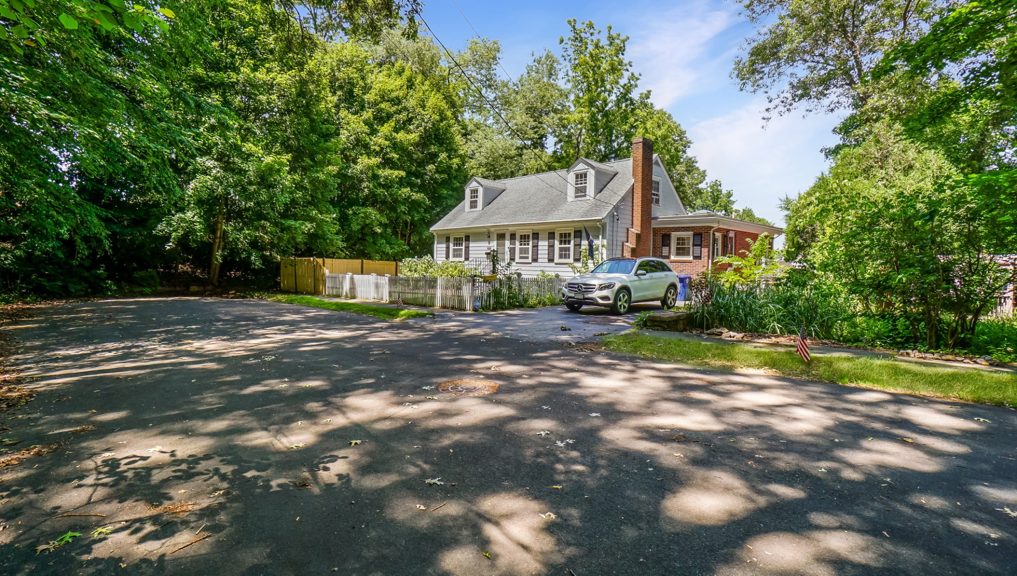 Braintree House: 54 E Boscobel St