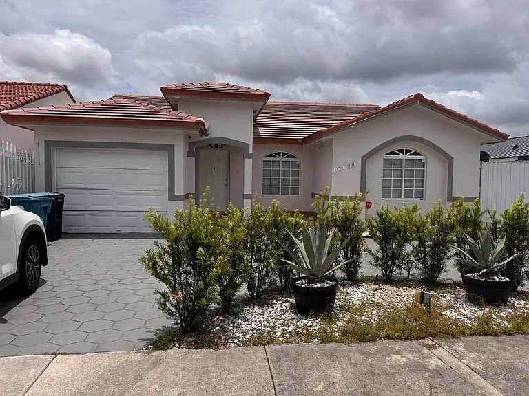 Miami House: 13720 SW 19th Ter