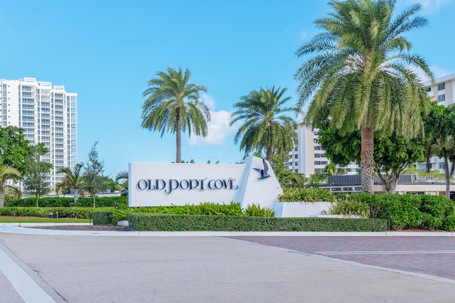 North Palm Beach Condo: 1200 Marine Way