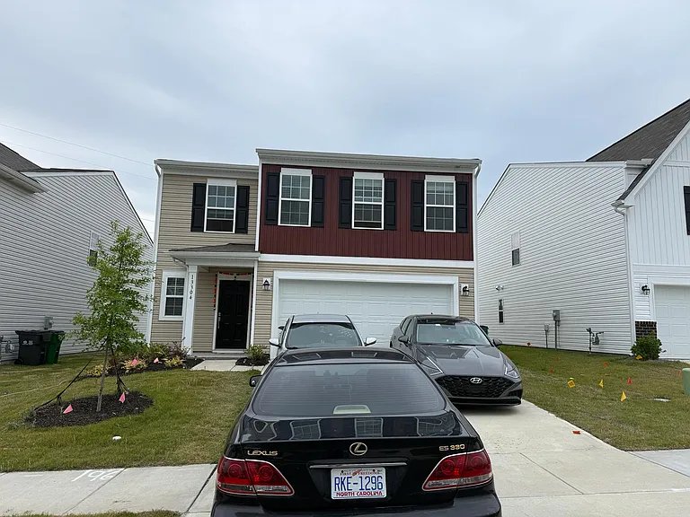 Charlotte House: 13304 Hampton Bay Lane