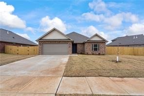 Farmington House: 146 N Banner Ave