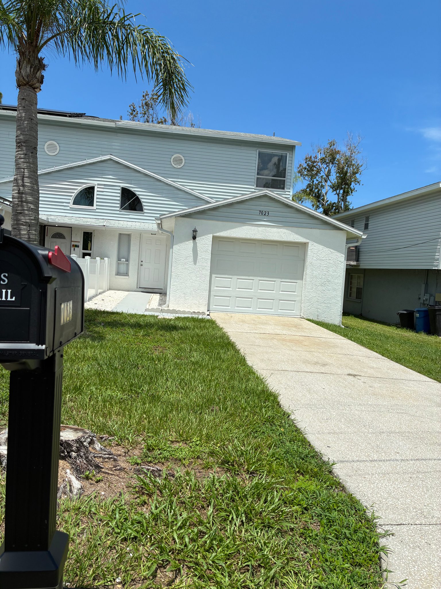 Port Richey Townhome: 7023 Oakwood Dr