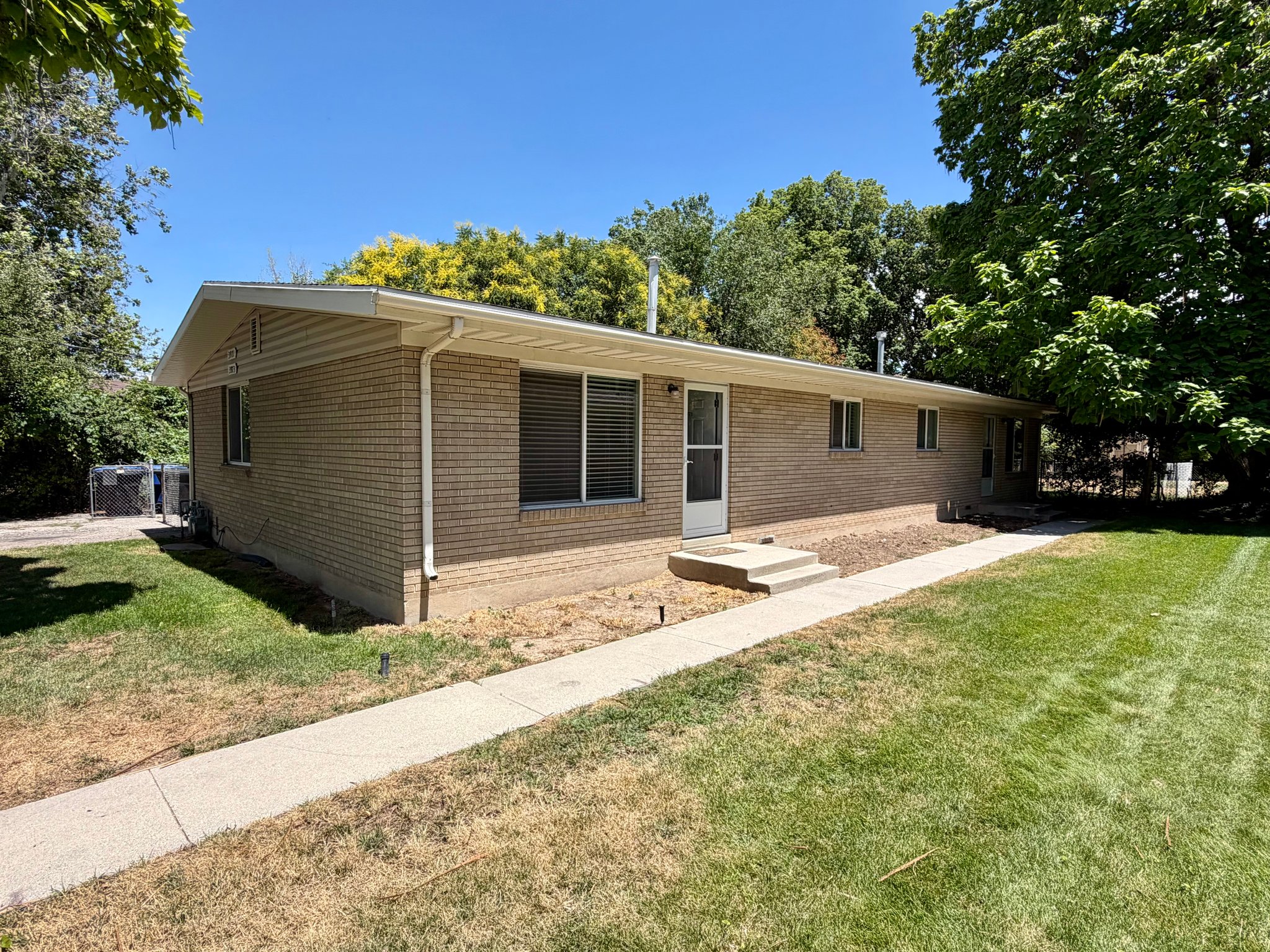Salt Lake City Condo: 3971 S. 400 East