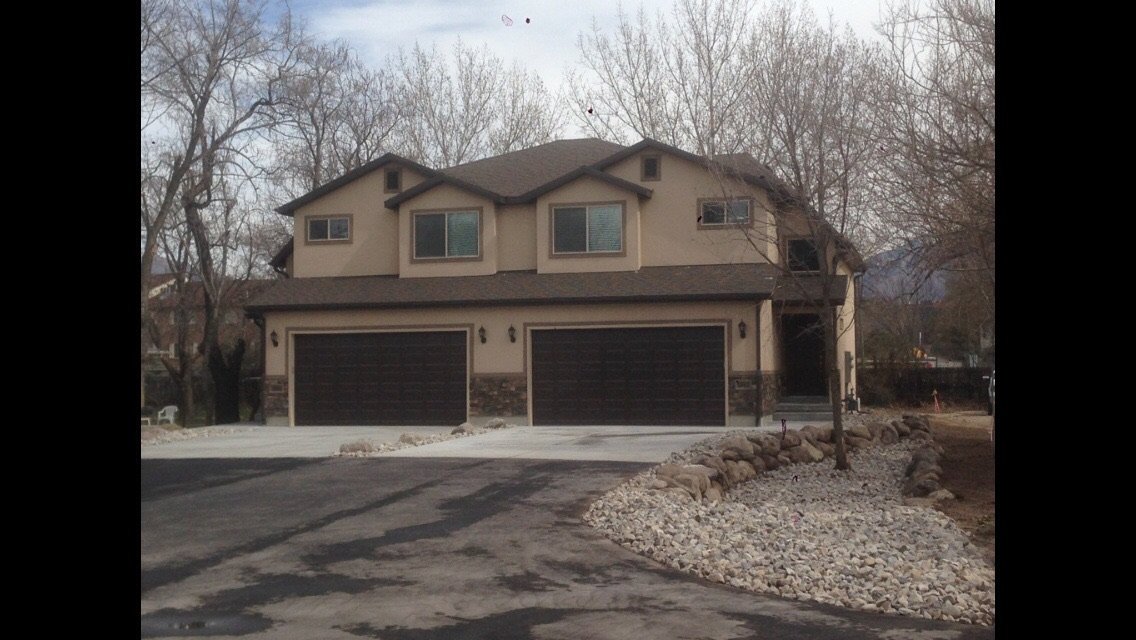 Millcreek Townhome: 3993 S. 400 East