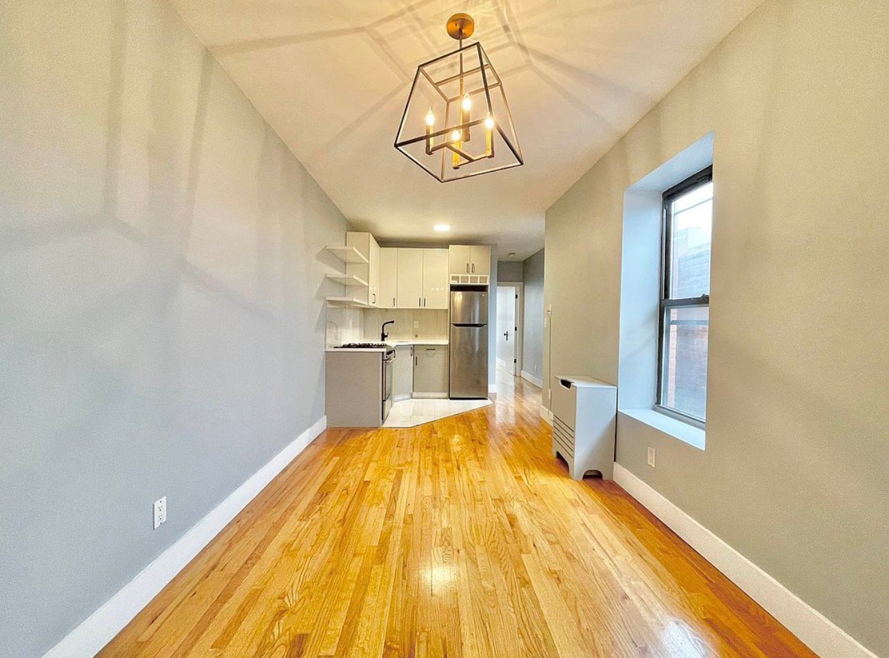 New York Apartment: 58 East 130th St, 2B