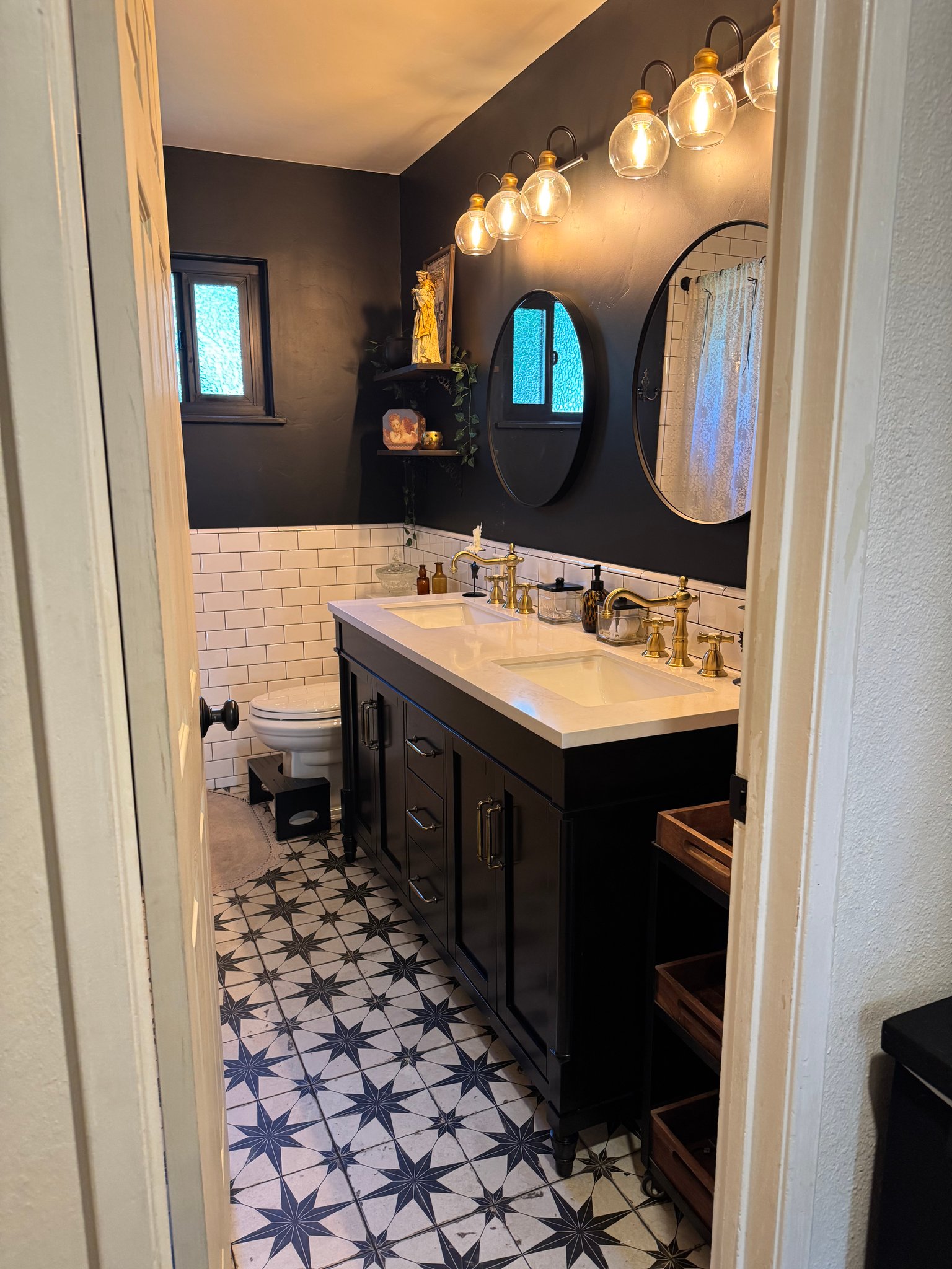 West Sacramento House: 1016 Poplar Ave