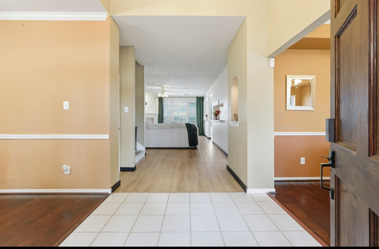 Humble House: 7903 Palmer Place Ln