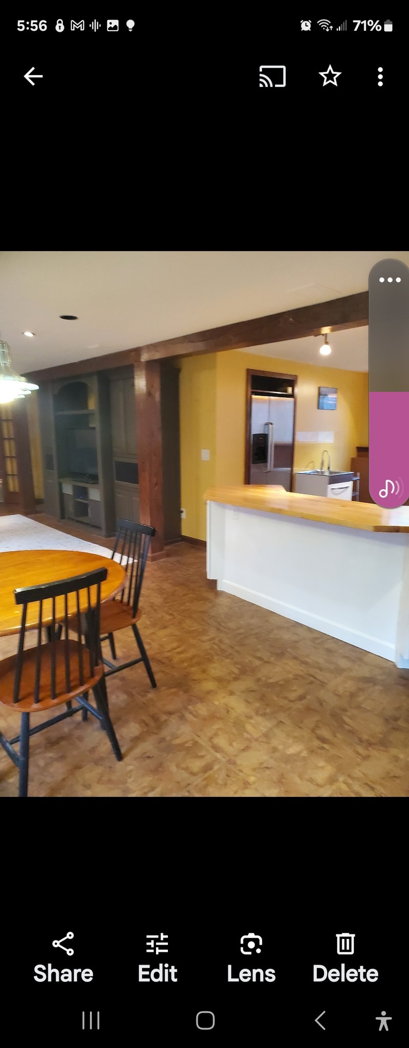 Springfield Apartment: 87 Philbrick Hill Road