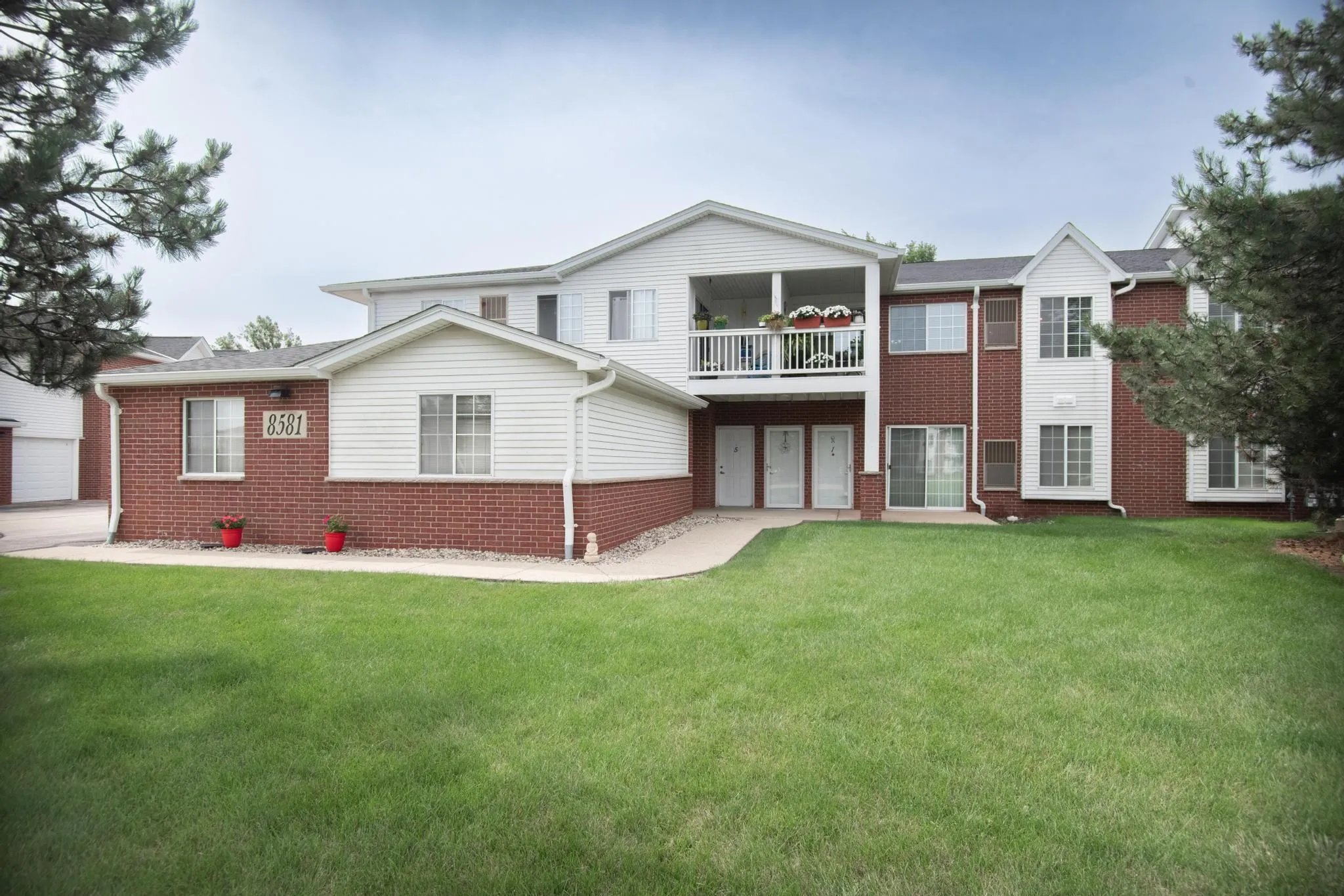 Pleasant Prairie Condo: 8200 Lexington Pl